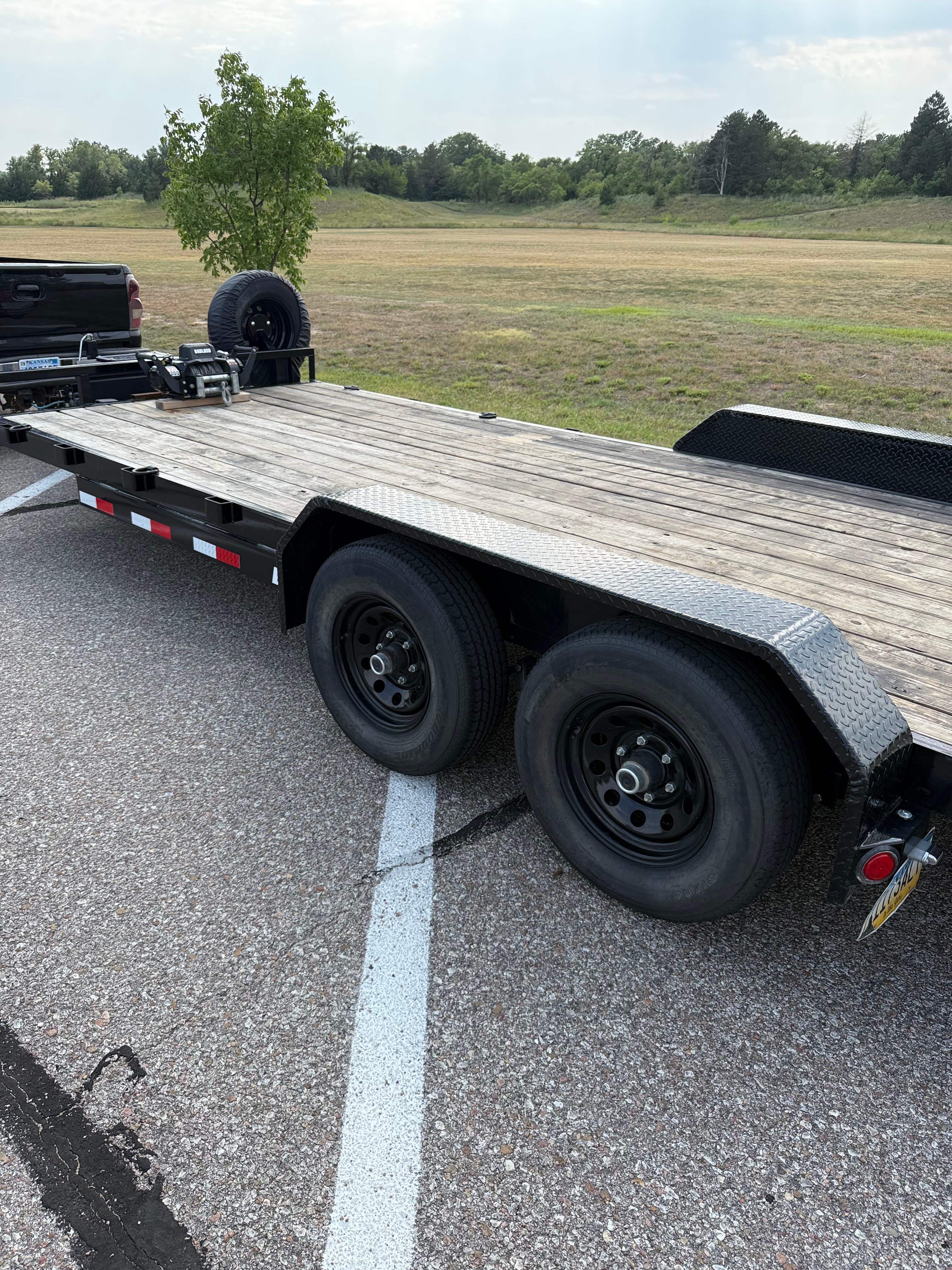 2026 PJ Trailer CE202 - Car Hauler/Equipment thumbnail 3